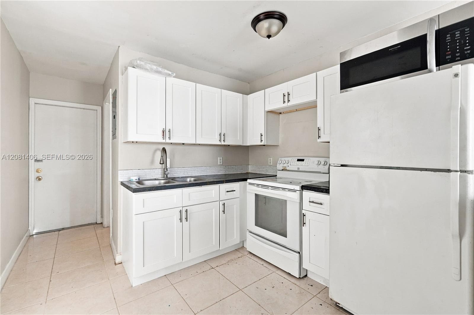 2031-2040 Wright, Fort Myers, FL 33916 photo 11