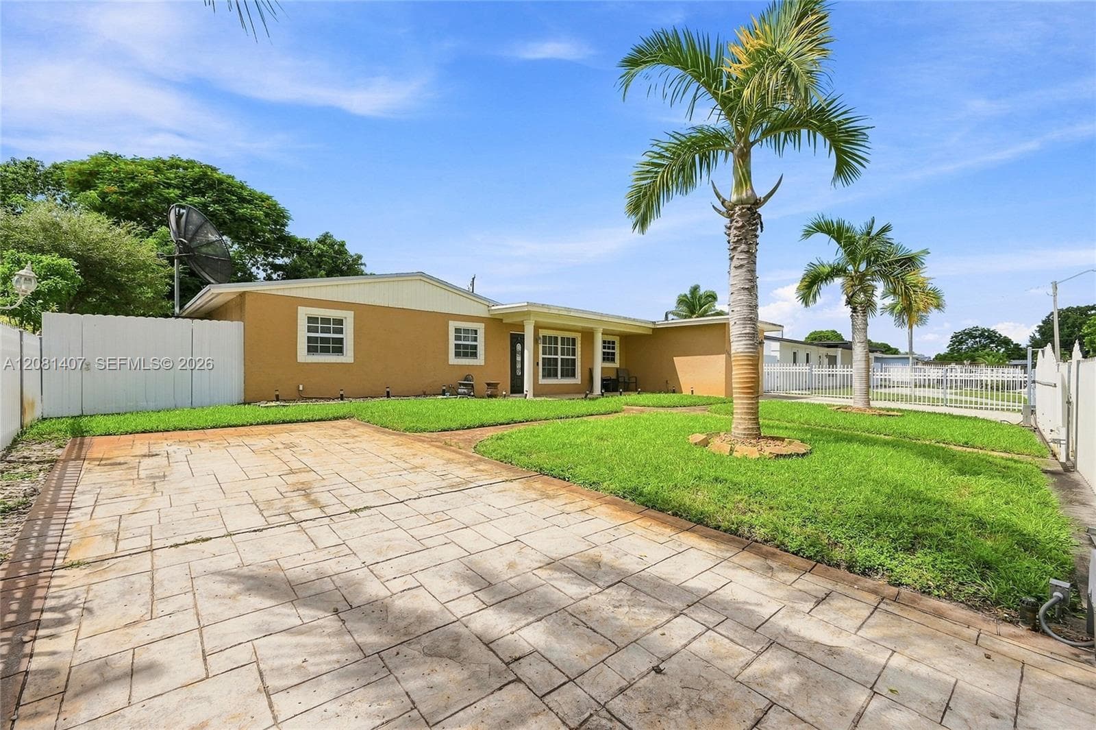 4470 NW 171st Ter, Miami Gardens, FL 33055 photo 3