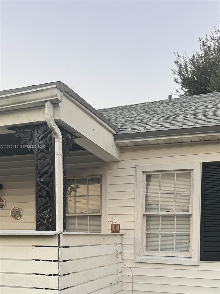 3271 (REAR Studio) NW 15th St, Miami, FL 33125