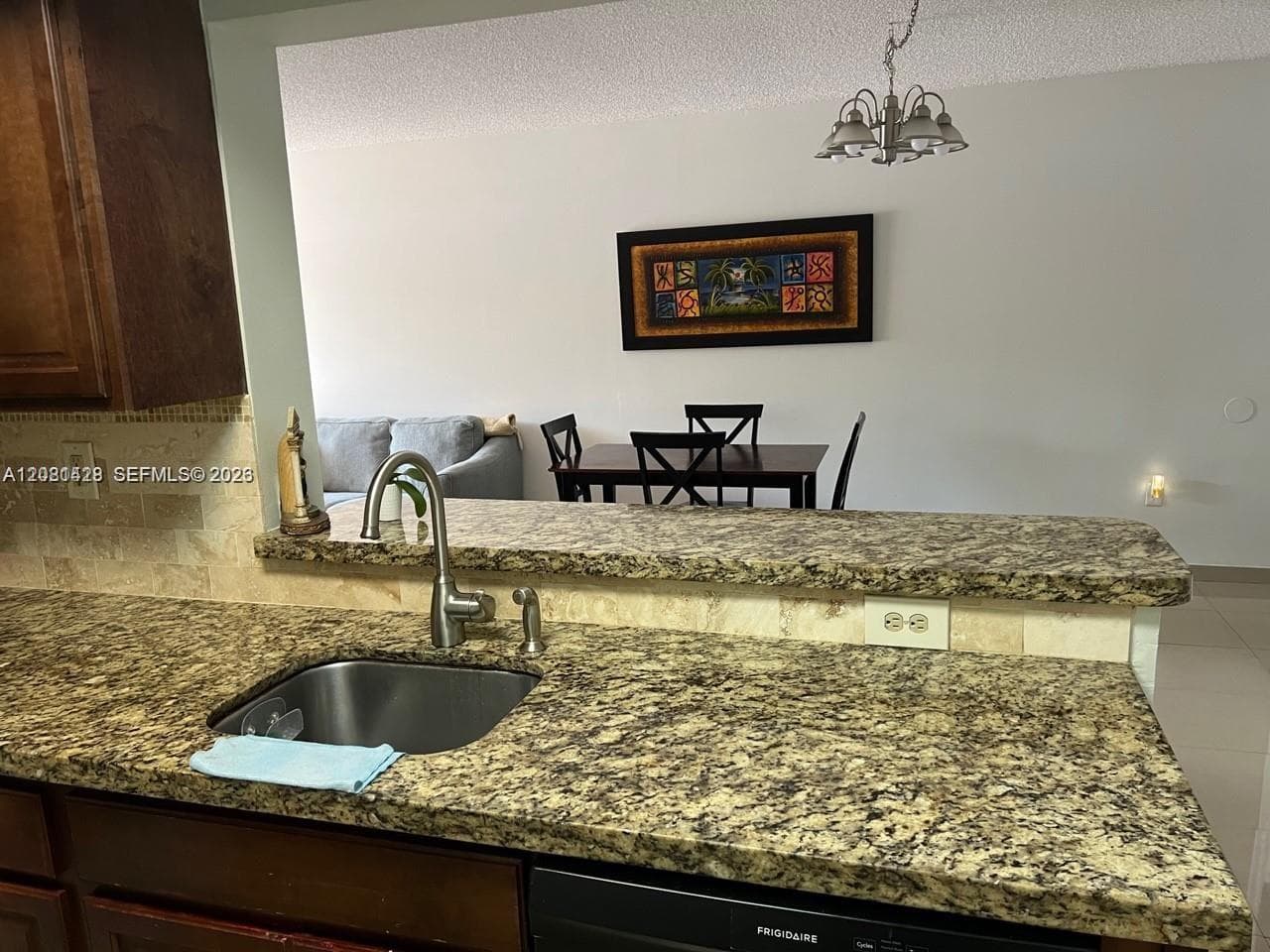 9711 Fontainebleau Blvd # D103, Miami, FL 33172 photo 4