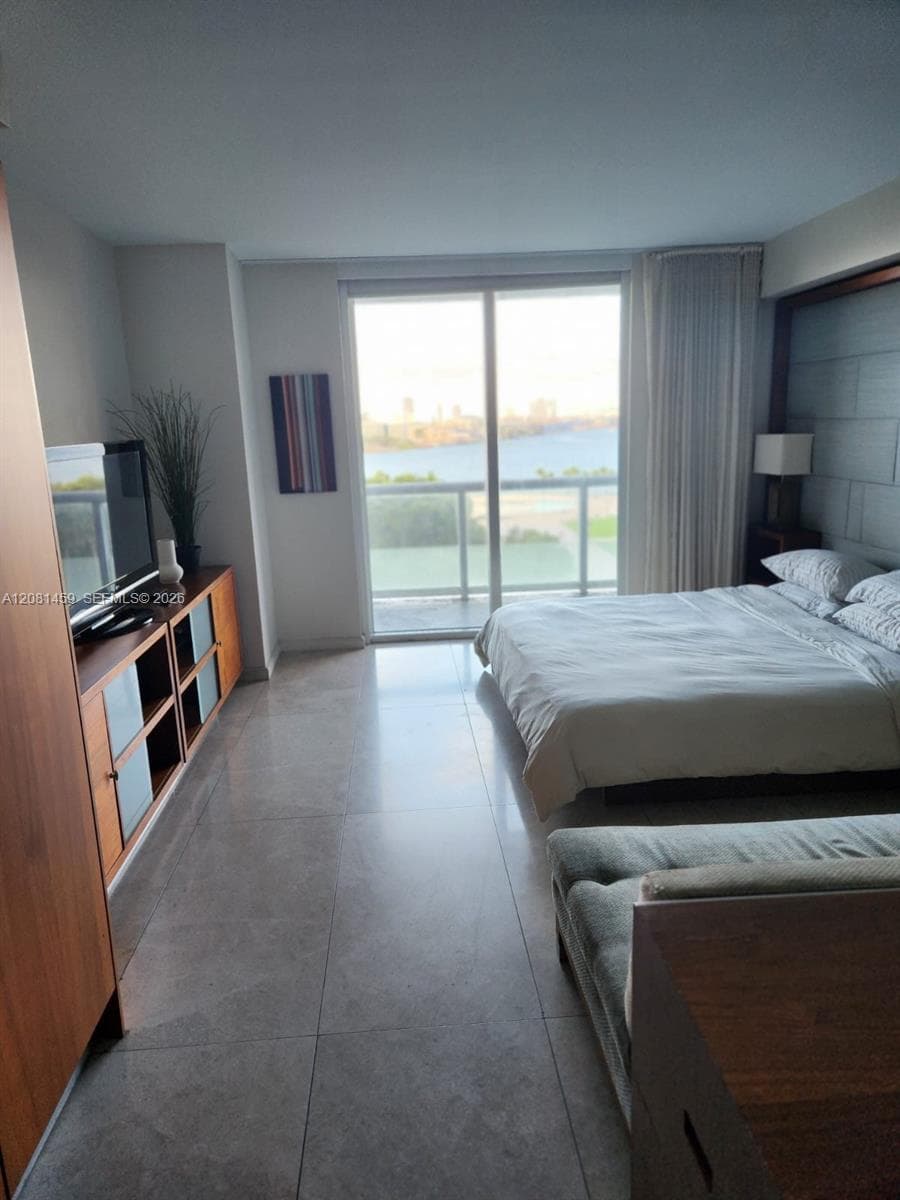 50 Biscayne Blvd # 903, Miami, FL 33132 photo 4