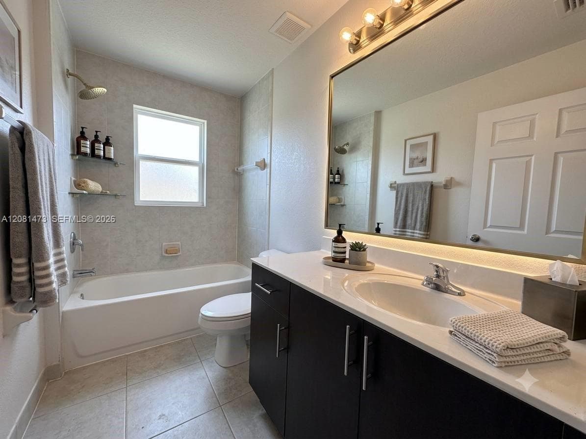 3429 W 80th St # 201, Hialeah, FL 33018 photo 11