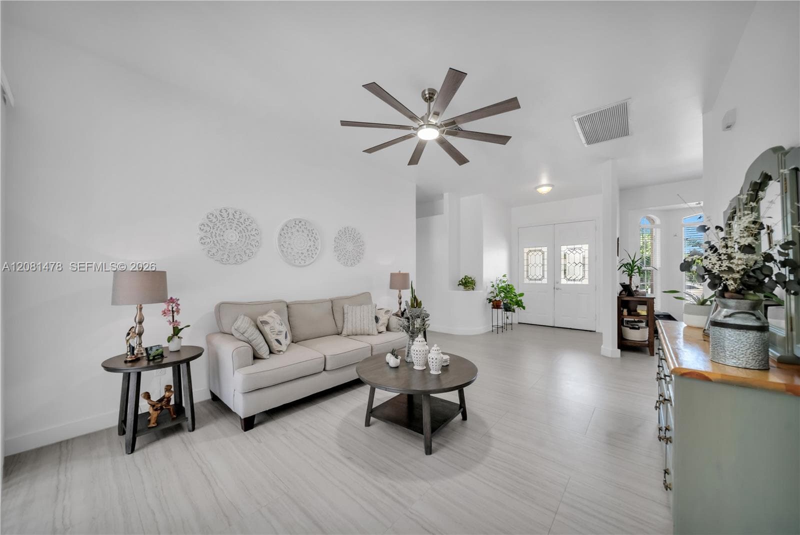 11142 Lakeland Cir, Other City - In The State Of Florida, FL 33913 photo 8
