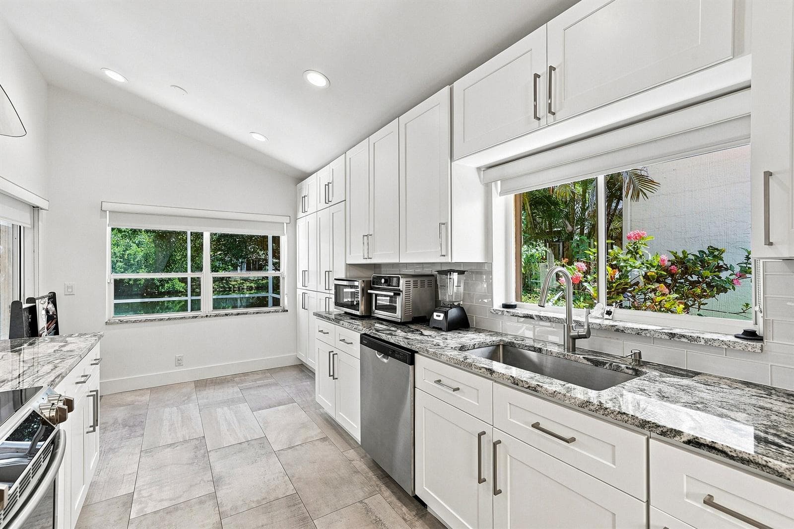 1031 NW 108TH Avenue, Plantation, FL 33322 photo 13
