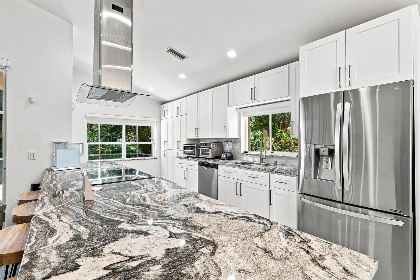 1031 NW 108TH Avenue, Plantation, FL 33322 photo 11