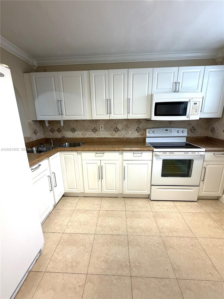 1751 NW 75th Ave # 310, Plantation, FL 33313 photo 9