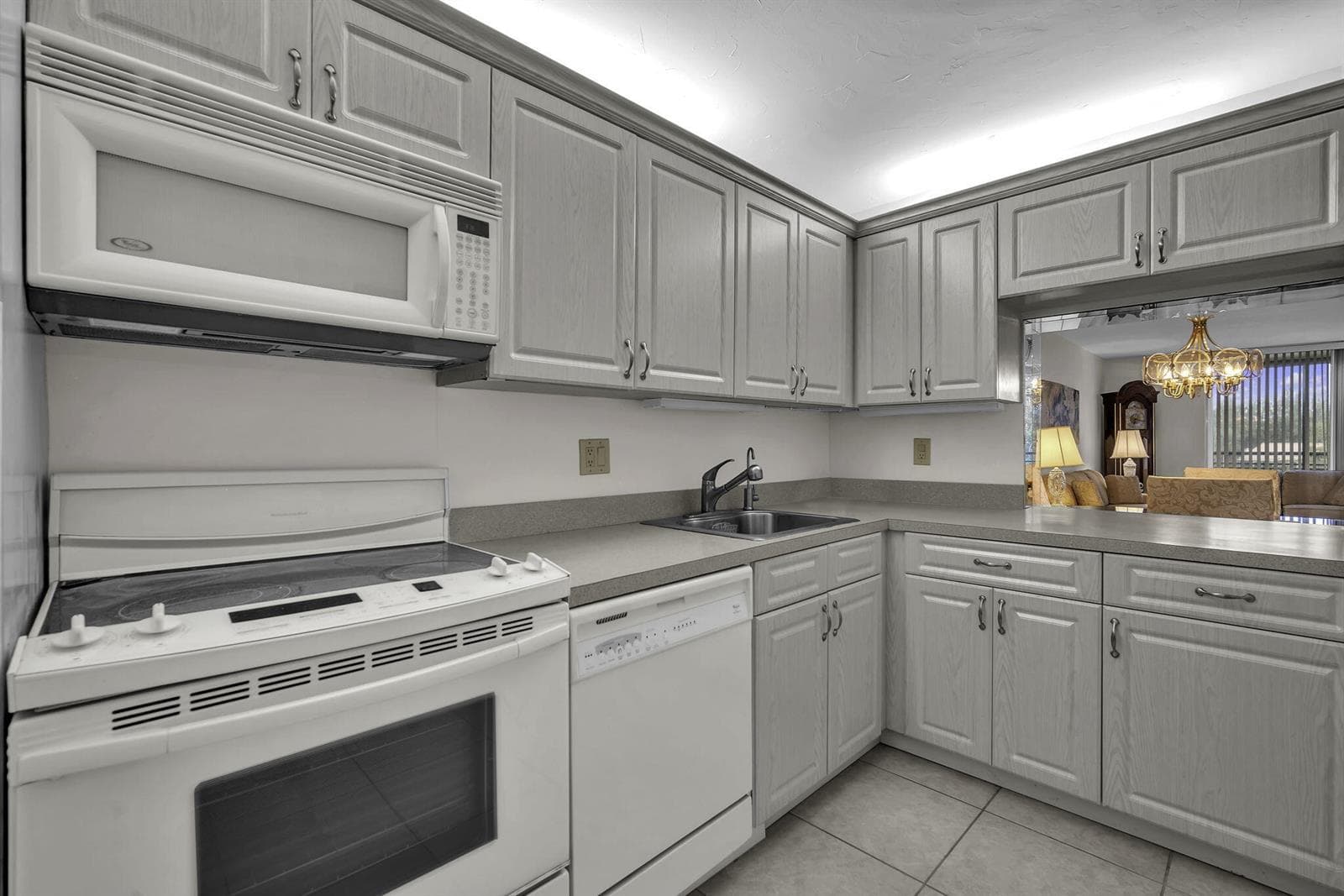 3231 Holiday Springs Boulevard # 306, Margate, FL 33063 photo 3
