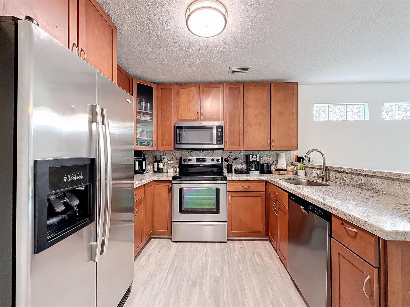 3123 Sunset Circle, Margate, FL 33063 photo 4