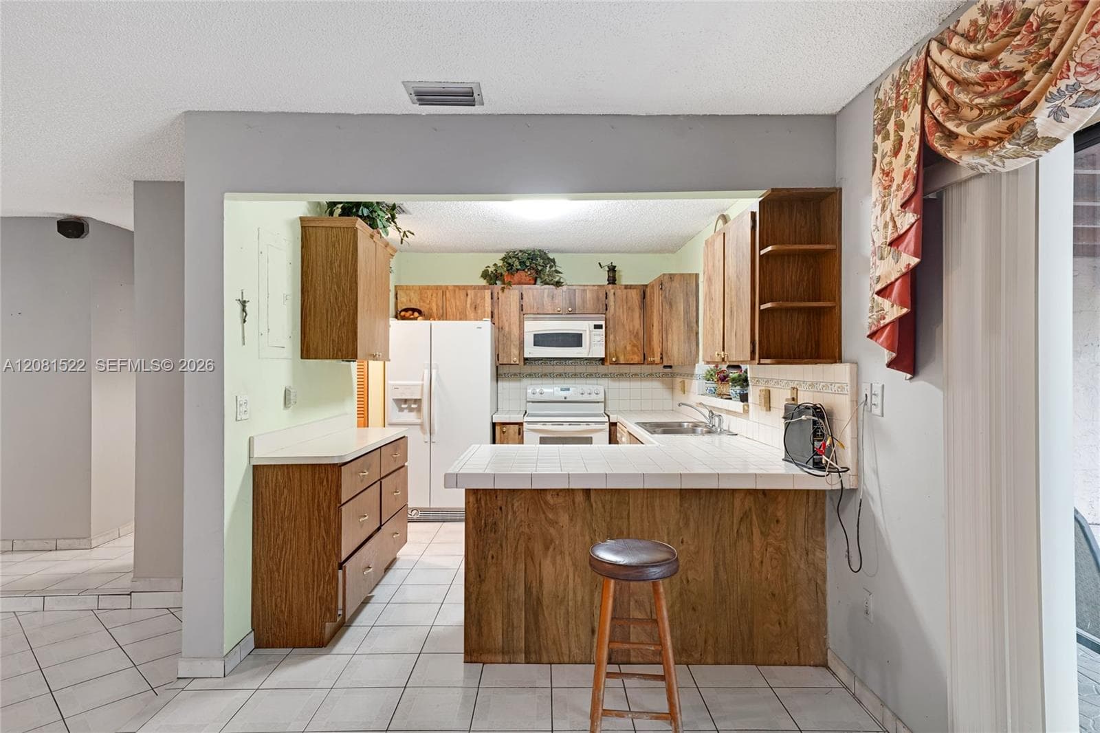 12611 SW 9th Ter # B, Miami, FL 33184 photo 6