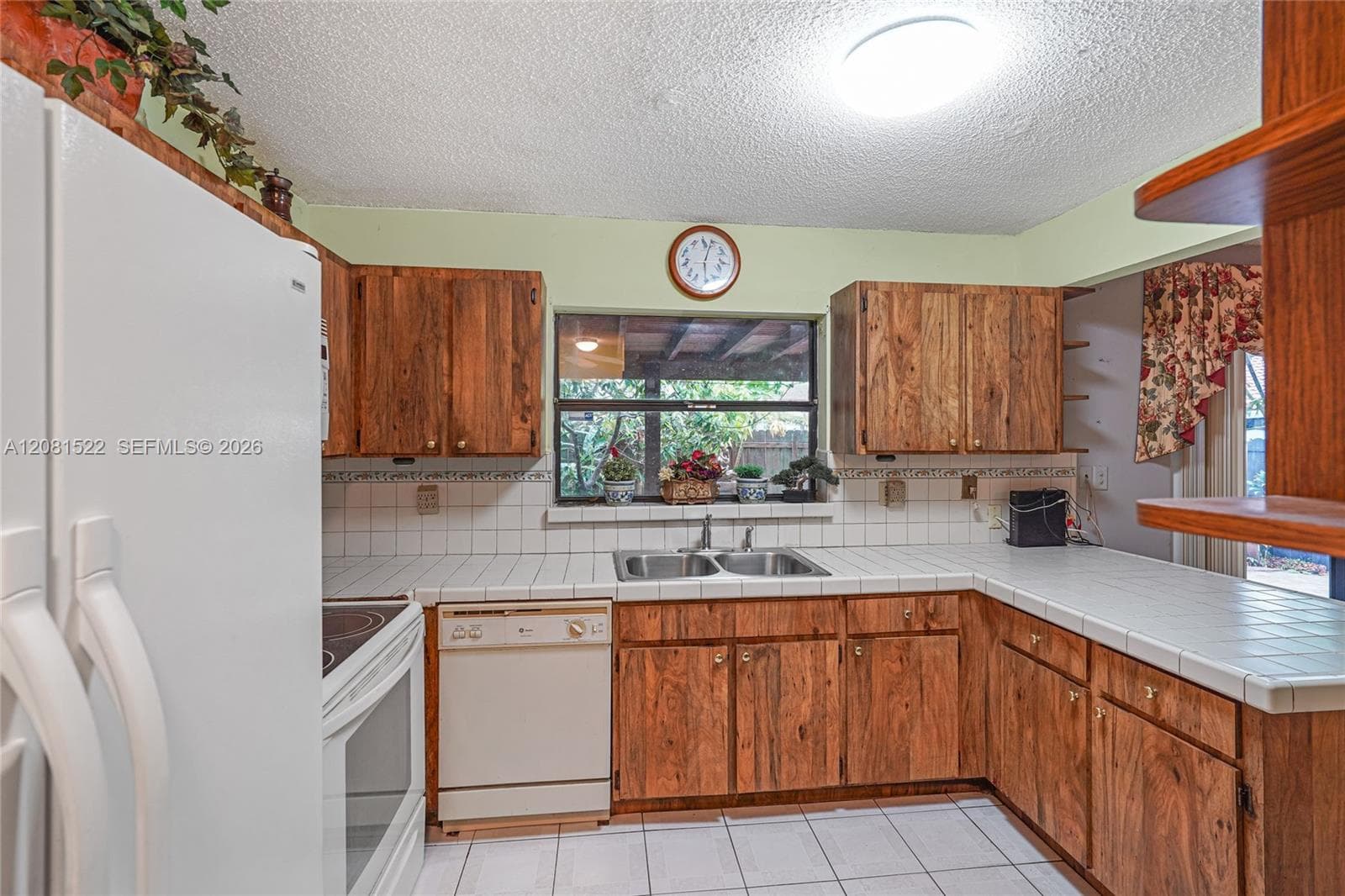 12611 SW 9th Ter # B, Miami, FL 33184 photo 10