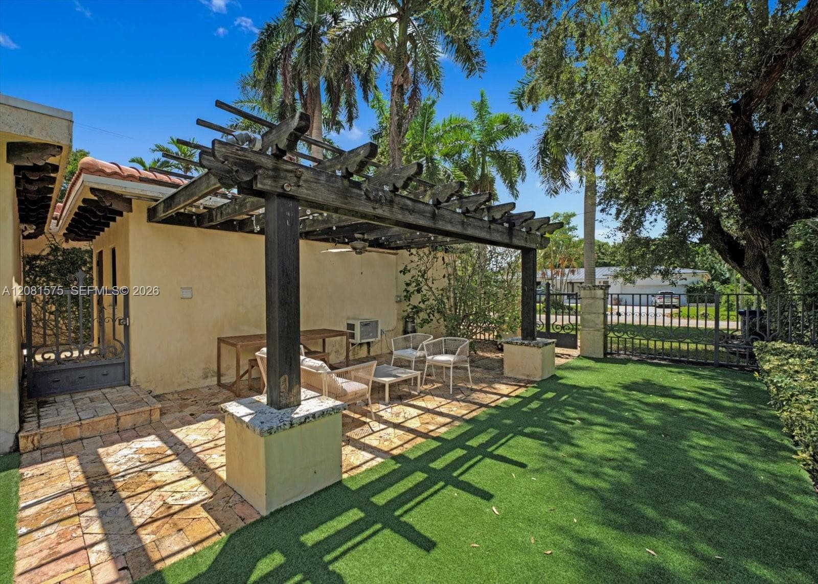 9204 NE 10th Ave, Miami Shores, FL 33138 photo 5
