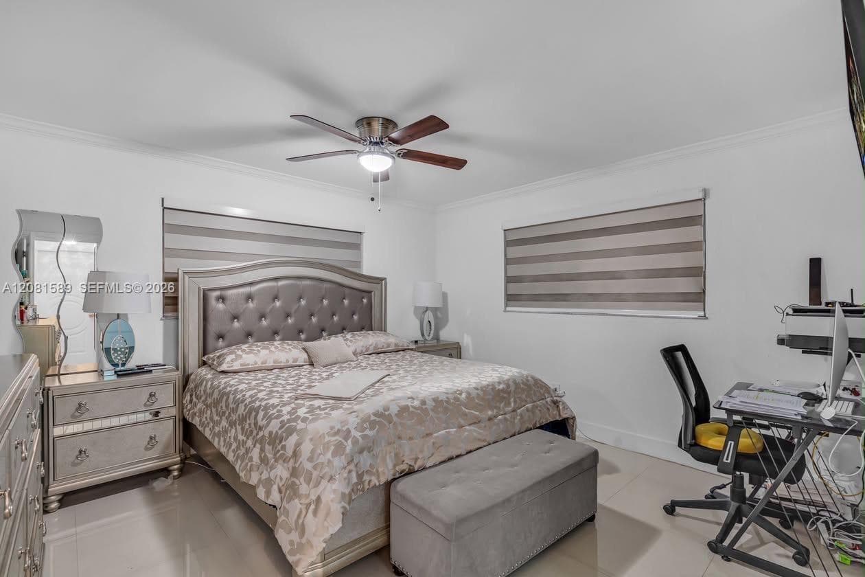 46 NE 164th St # 0, Miami, FL 33162 photo 4