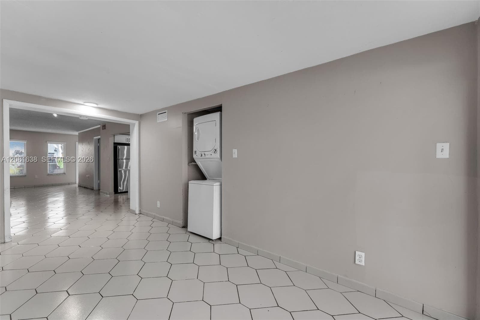2018 SW 103rd Ct, Miami, FL 33165 photo 9
