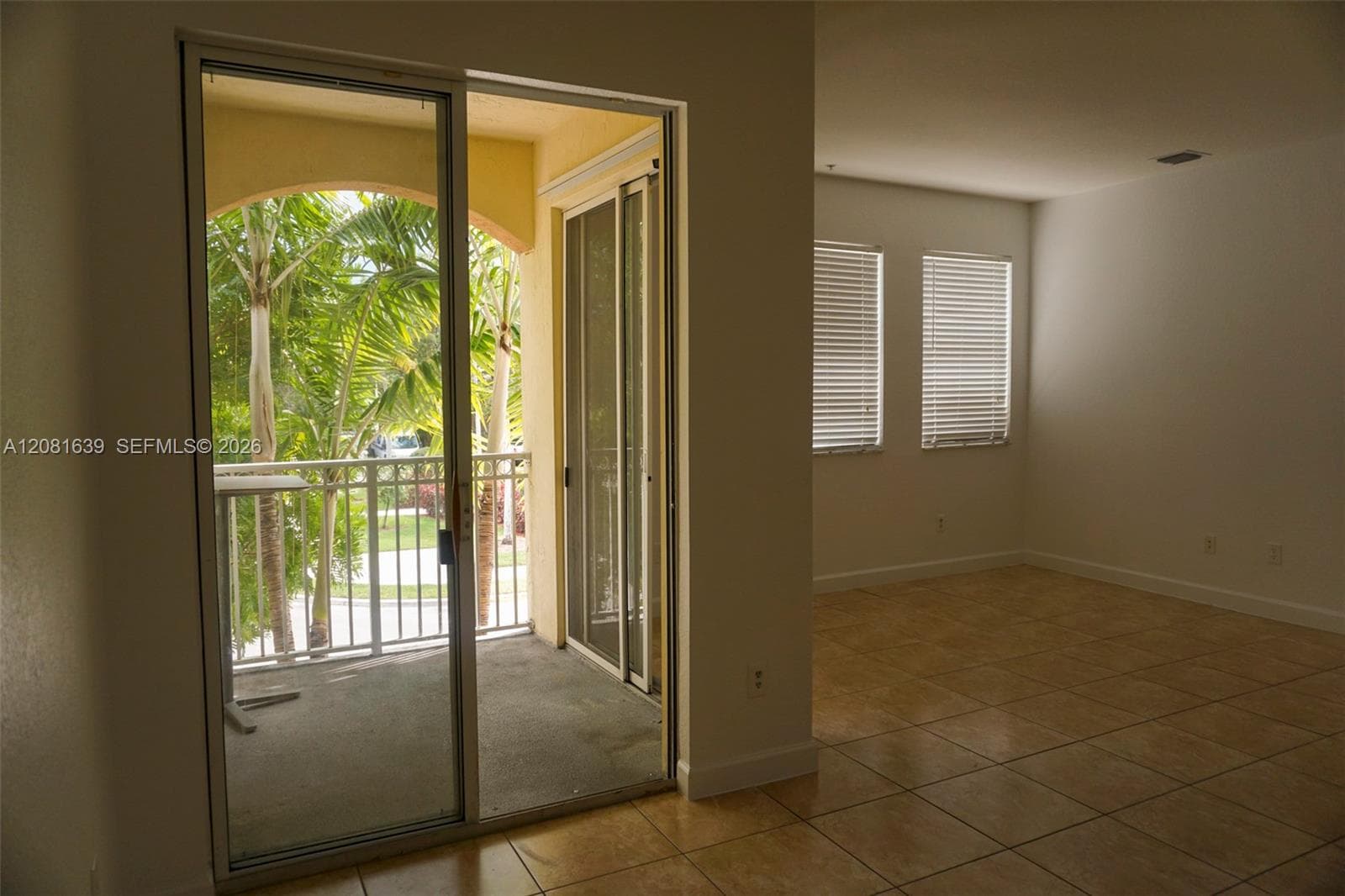10242 NW 7th St # 204, Miami, FL 33172 photo 3