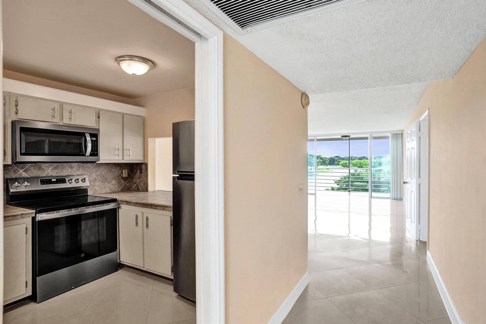 9480 Tangerine Place # 402, Davie, FL 33324 photo 3