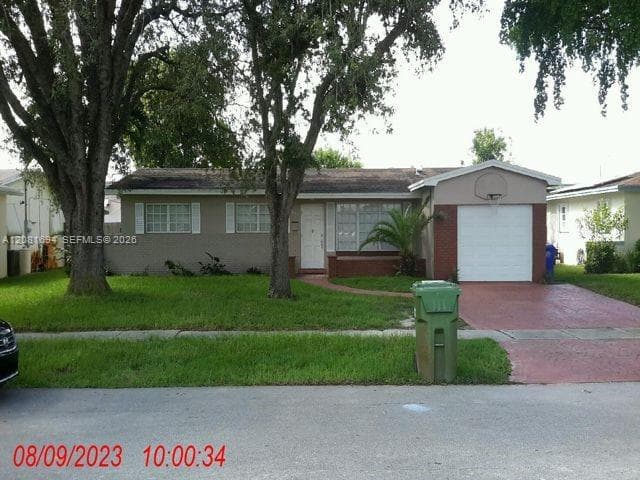 7640 NW 1st St, Pembroke Pines, FL 33024