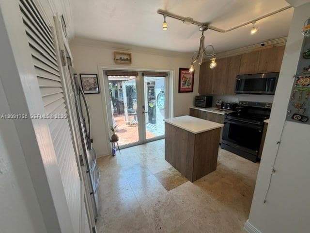 390 NW 86th Ct # 806, Miami, FL 33126 photo 10