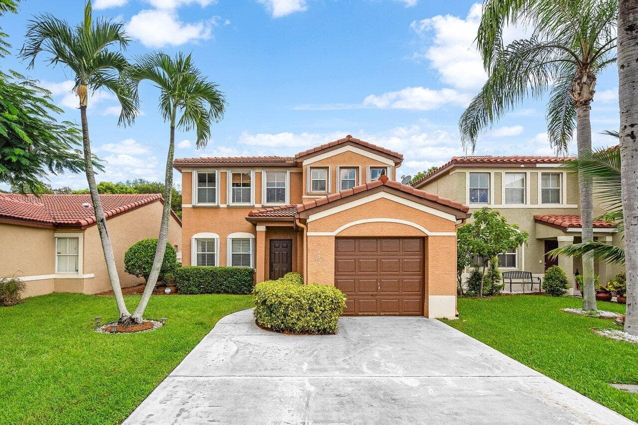 4303 NW 1ST Drive, Deerfield Beach, FL 33442 photo 2