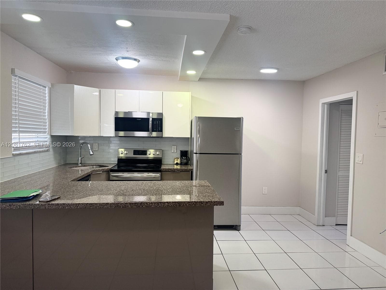 1975 NE 135th St # 3E, North Miami, FL 33181