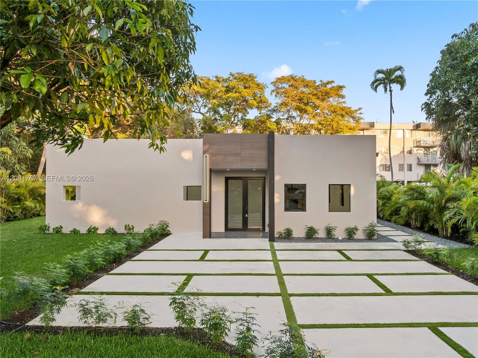 12335 Griffing Blvd # 12335, North Miami, FL 33161 photo 2