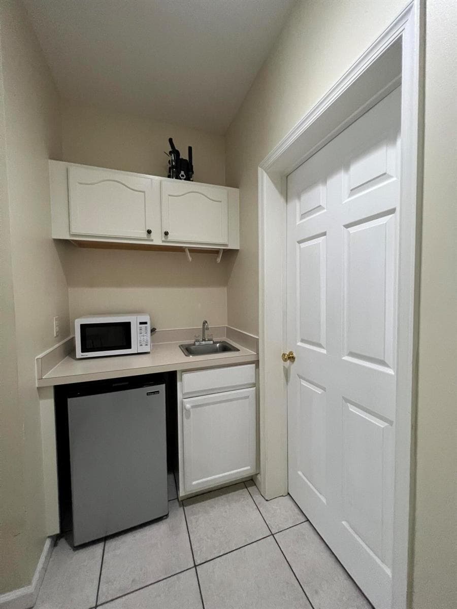 8364 Mulligan Circle, Port St. Lucie, FL 34986 photo 3
