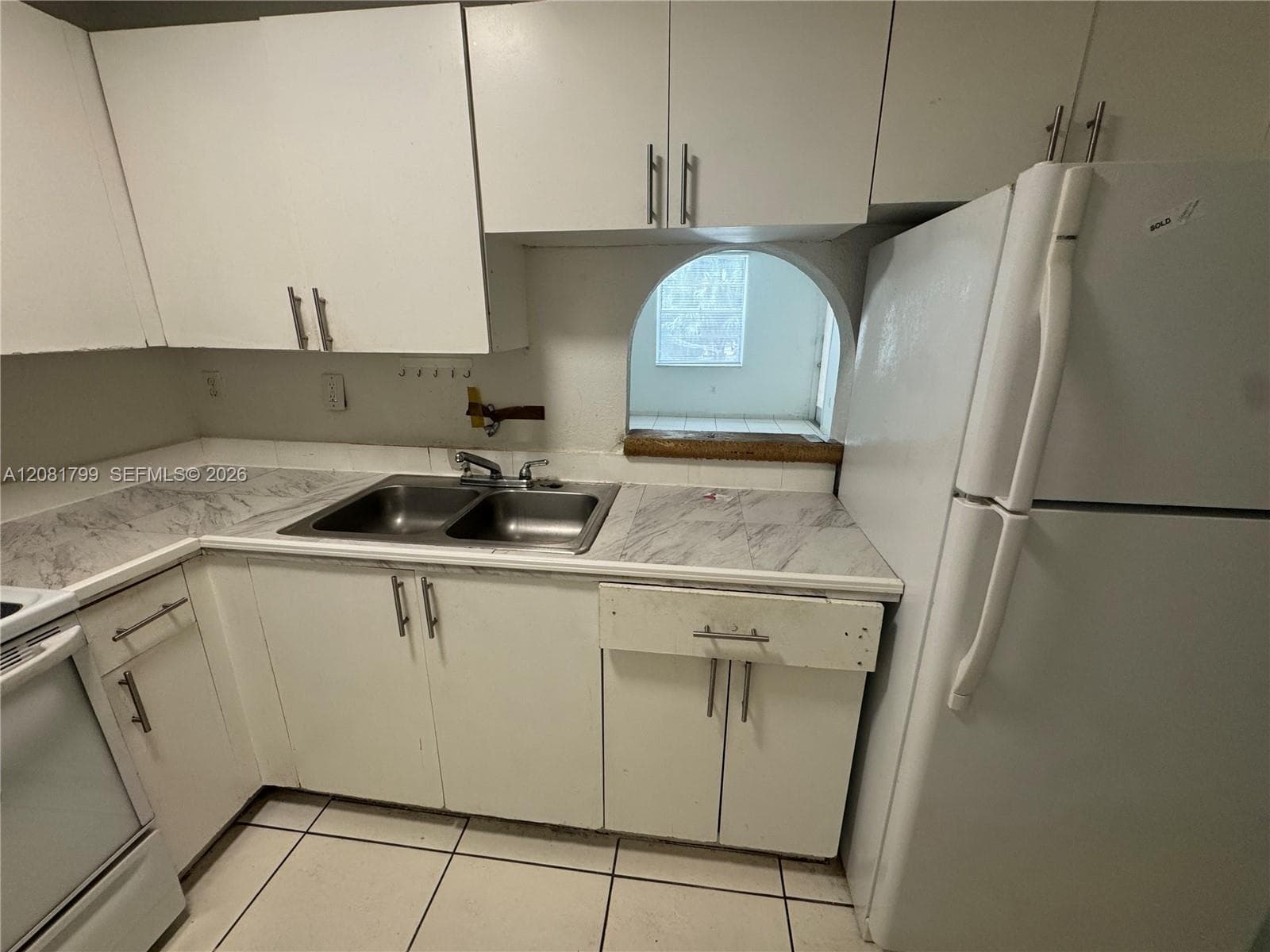 5755 W 20th Ave # 201, Hialeah, FL 33012 photo 2