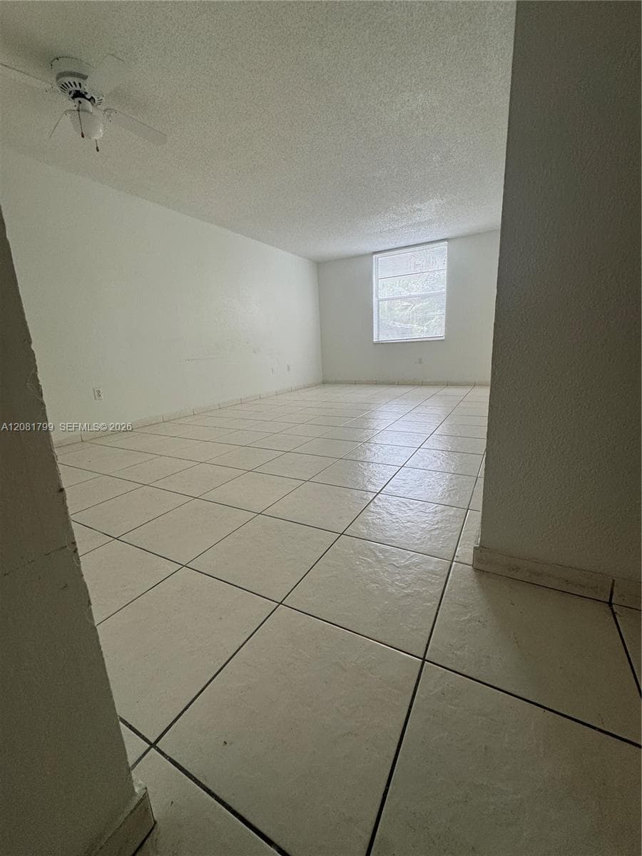 5755 W 20th Ave # 201, Hialeah, FL 33012 photo 10