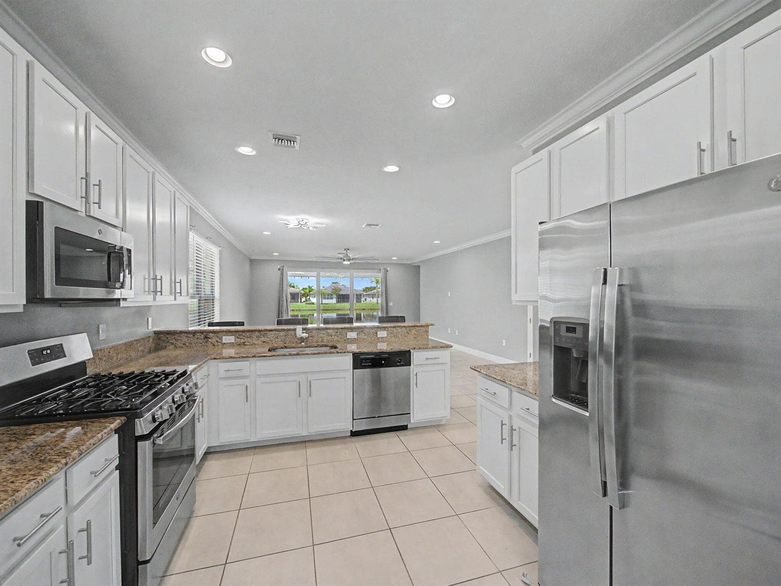 11826 SW Brighton Falls Drive, Port St. Lucie, FL 34987 photo 10
