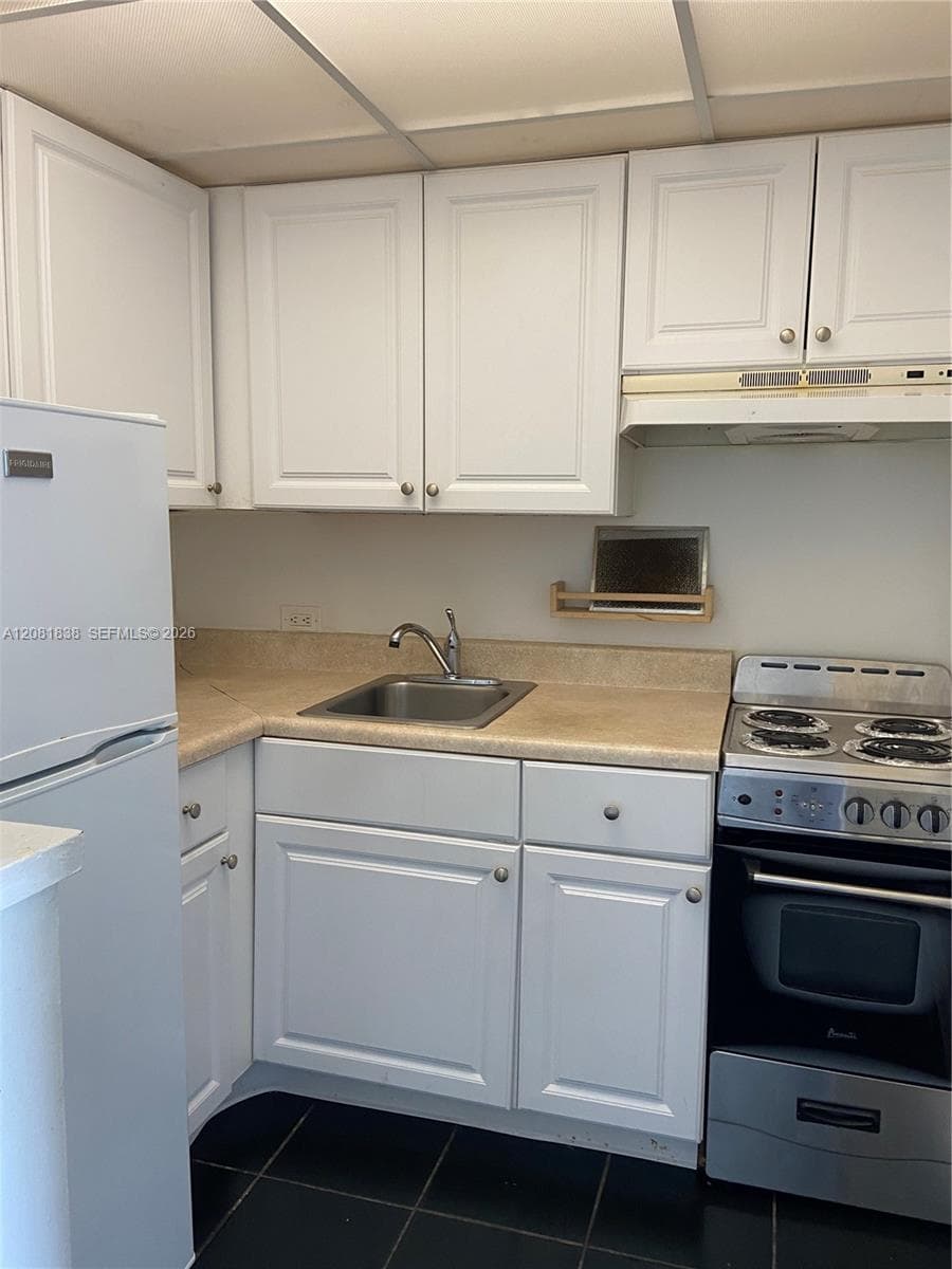 7904 West Dr # 204, North Bay Village, FL 33141 photo 3