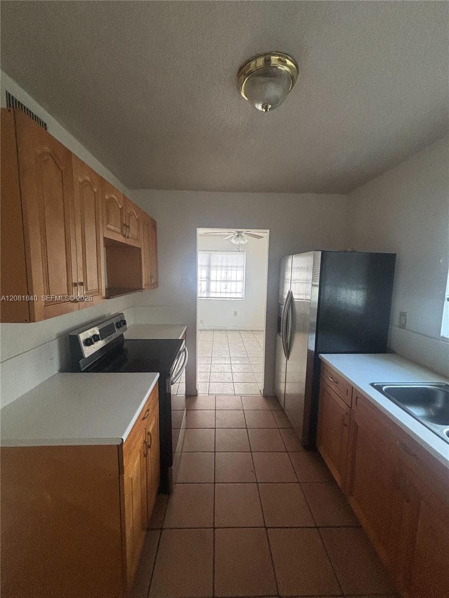15813 NW 38th Pl # 15813, Miami Gardens, FL 33054 photo 2