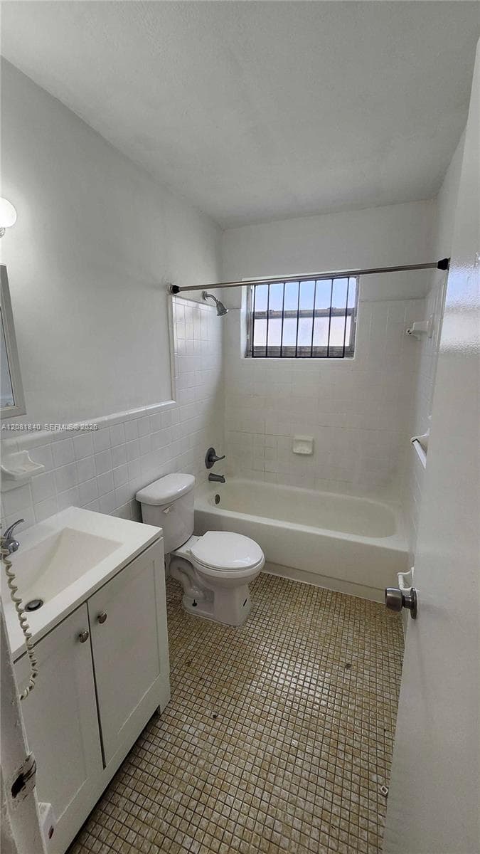15813 NW 38th Pl # 15813, Miami Gardens, FL 33054 photo 6