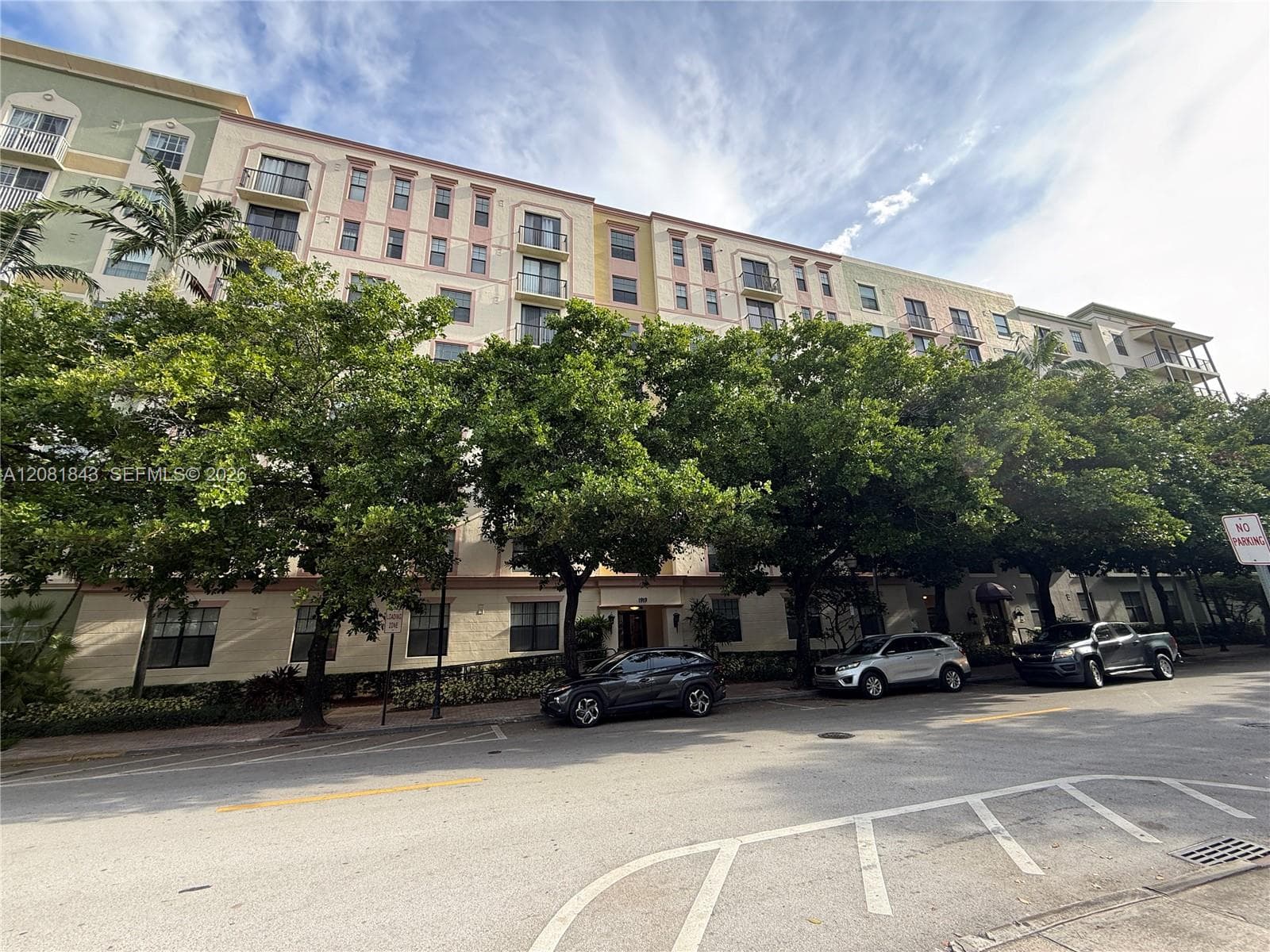 1919 Van Buren St # 608A, Hollywood, FL 33020