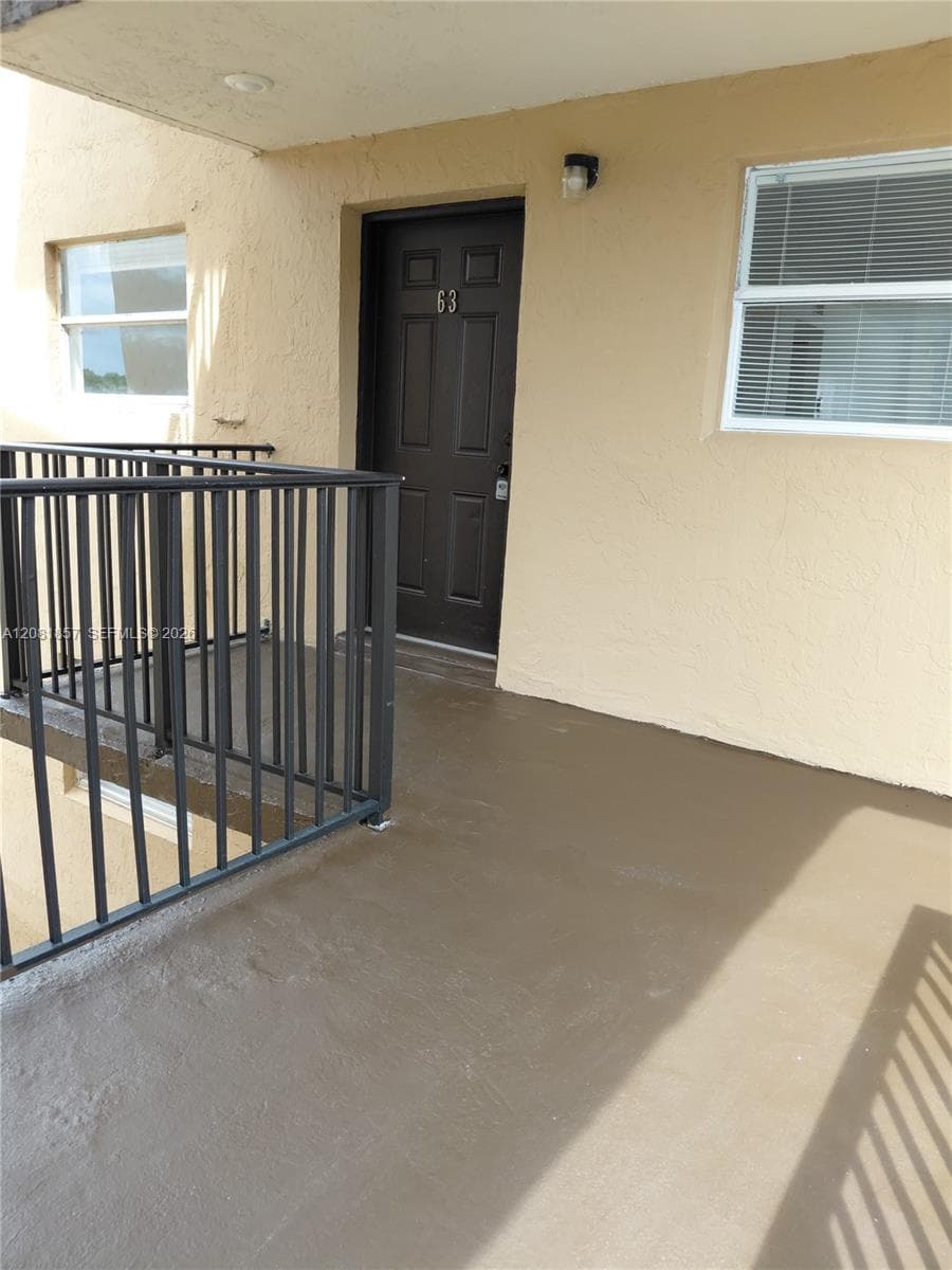 5435 W 24th Ave # 63, Hialeah, FL 33016 photo 2