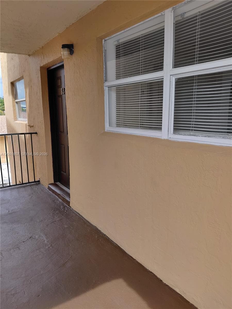 5435 W 24th Ave # 63, Hialeah, FL 33016