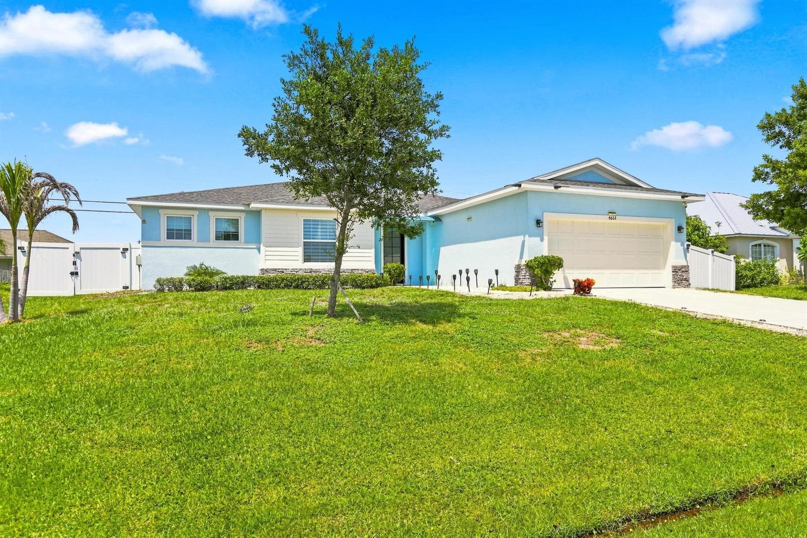 4662 SW YACOLT Drive, Port St. Lucie, FL 34953 photo 3