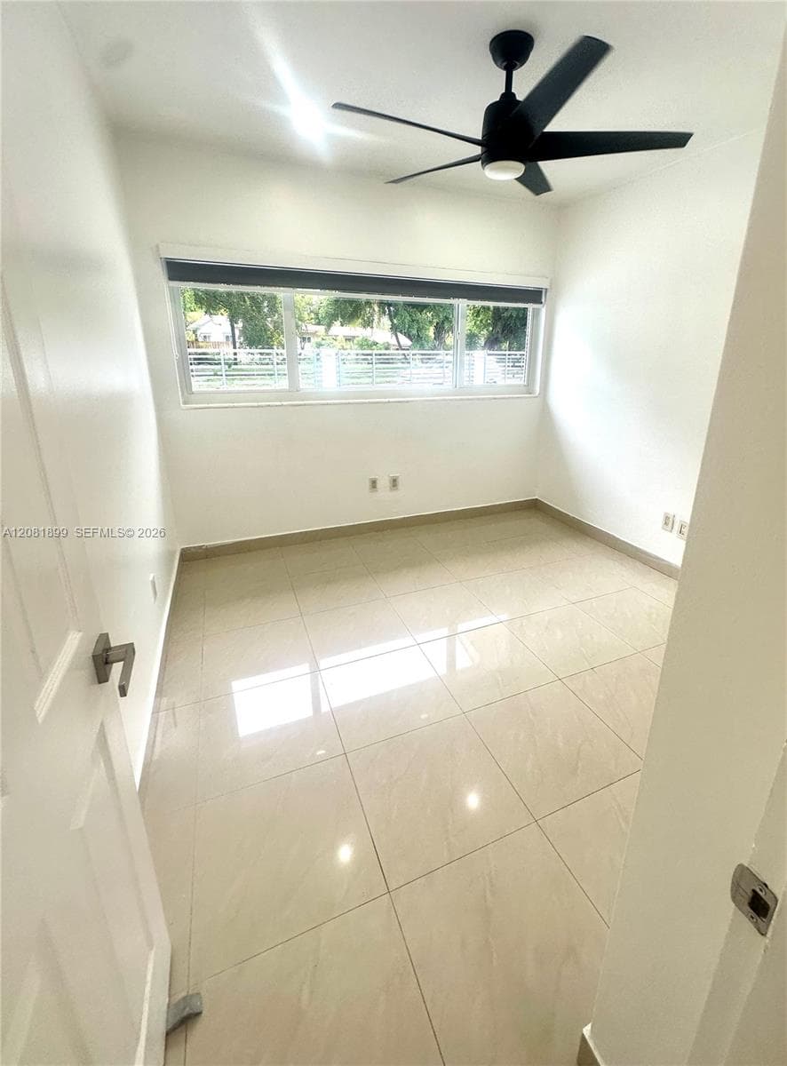 6605 W 6th Ave # 0, Hialeah, FL 33012 photo 12
