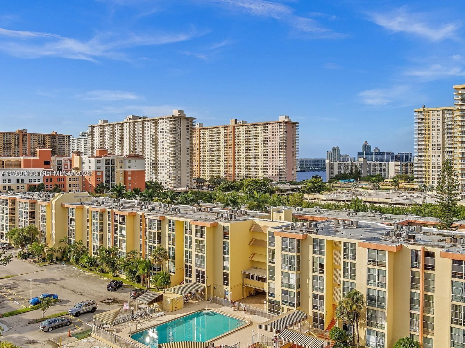 210 172nd St # 428, Sunny Isles Beach, FL 33160 photo 3