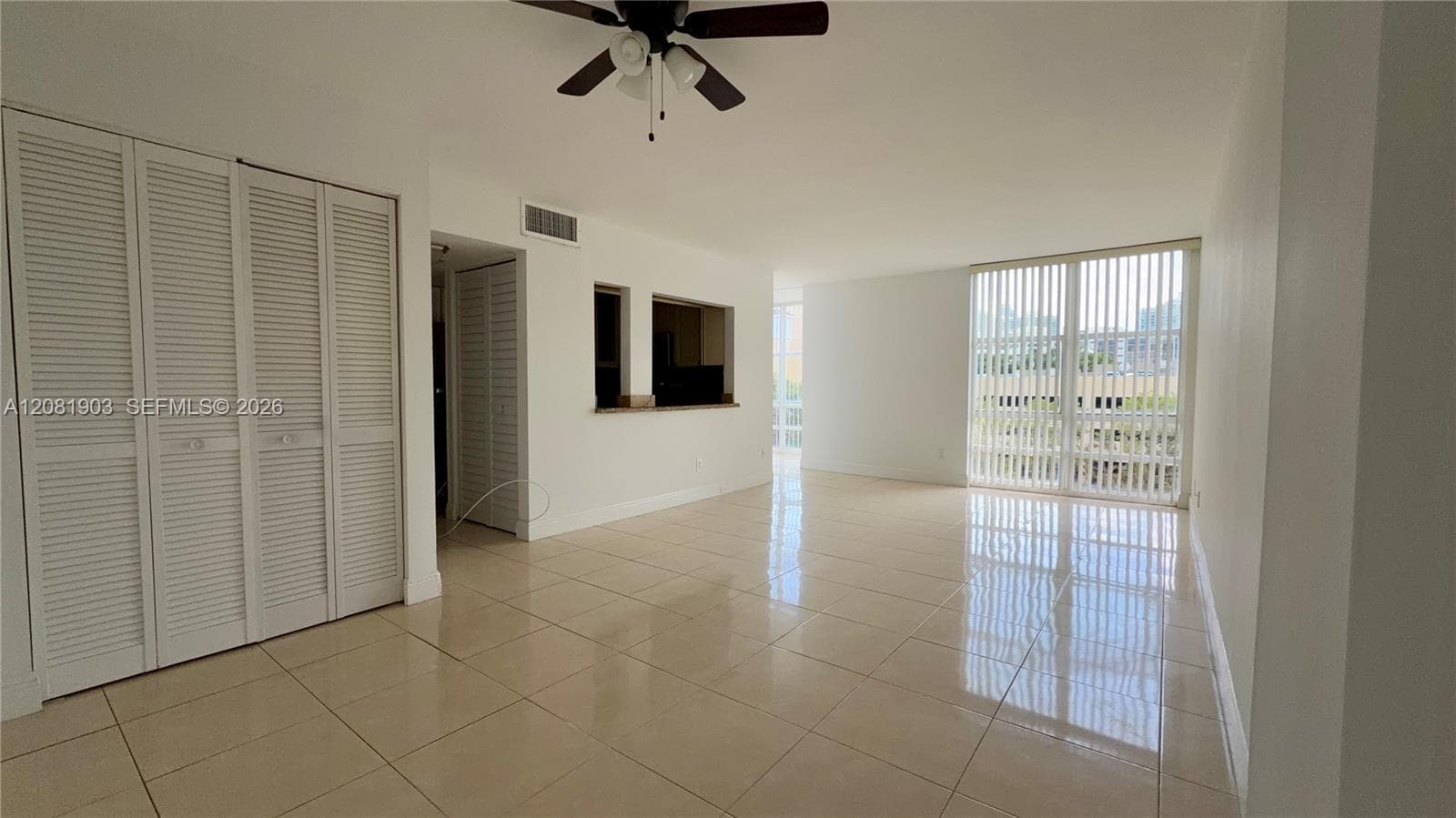 210 172nd St # 428, Sunny Isles Beach, FL 33160 photo 4