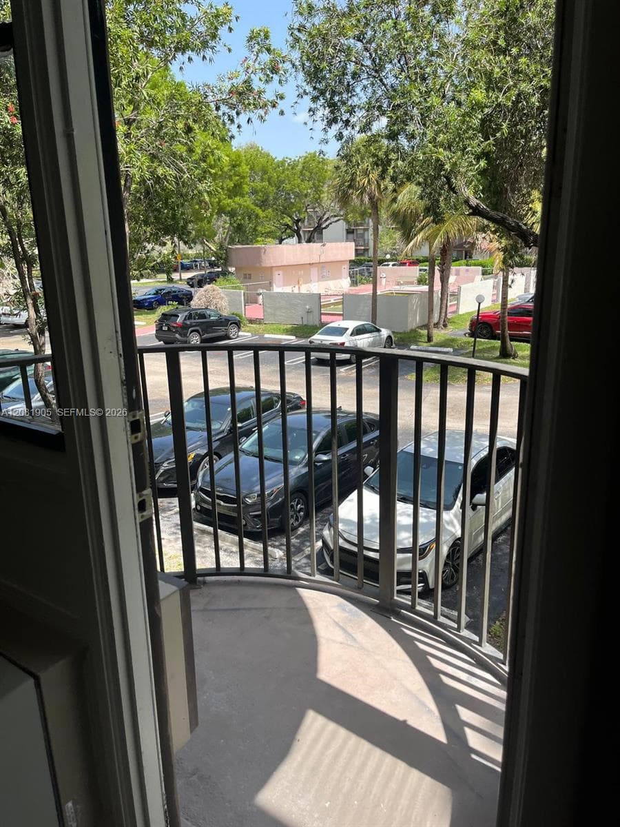 2701 Riverside Dr # 203-B, Coral Springs, FL 33065 photo 6