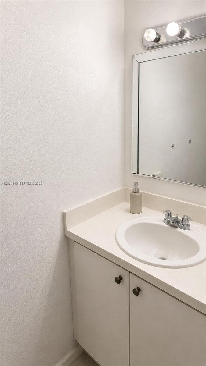 17911 NW 68th Ave # M201, Hialeah, FL 33015 photo 2