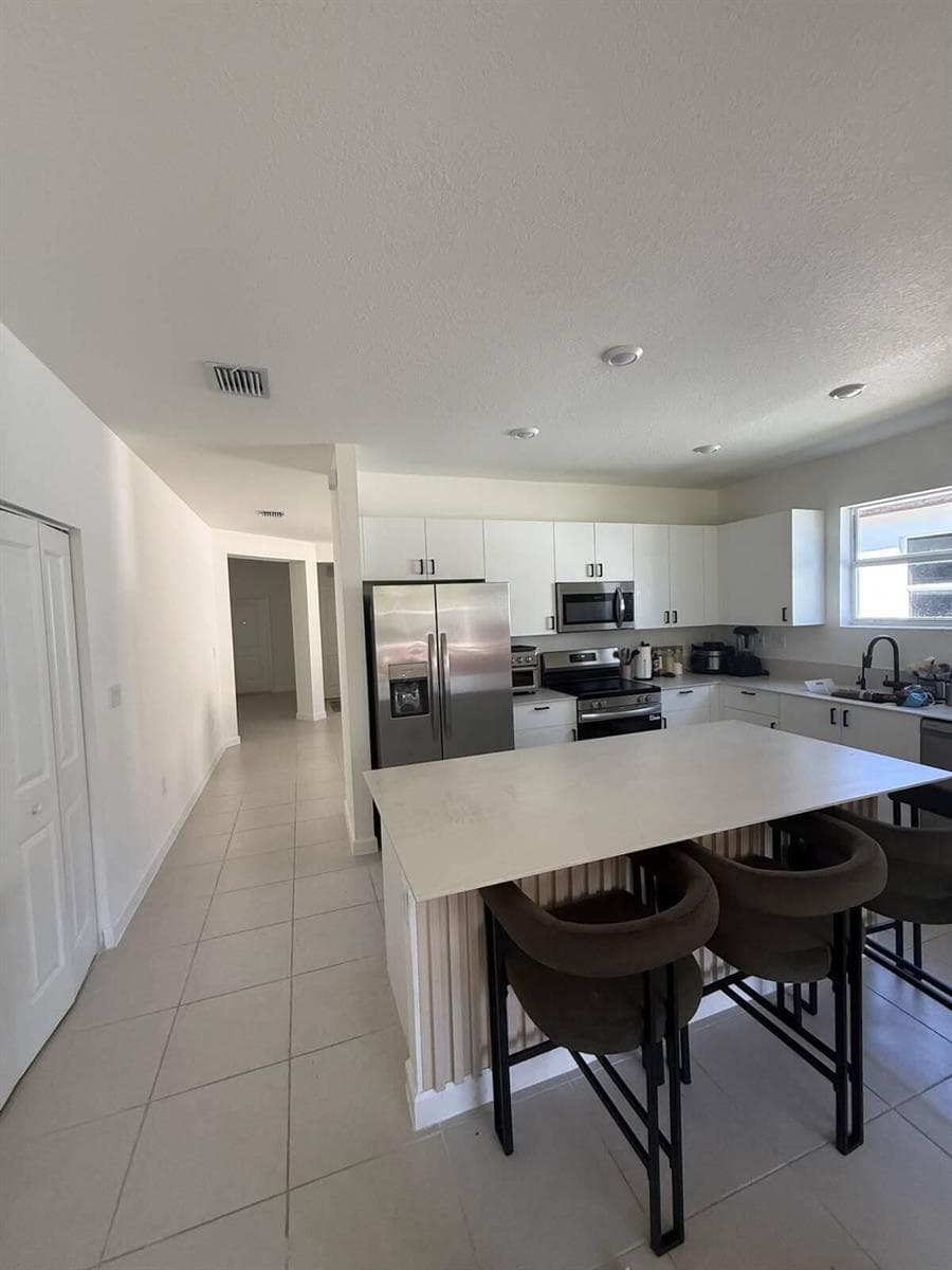 2402 SE 30th Street, Homestead, FL 33033 photo 5