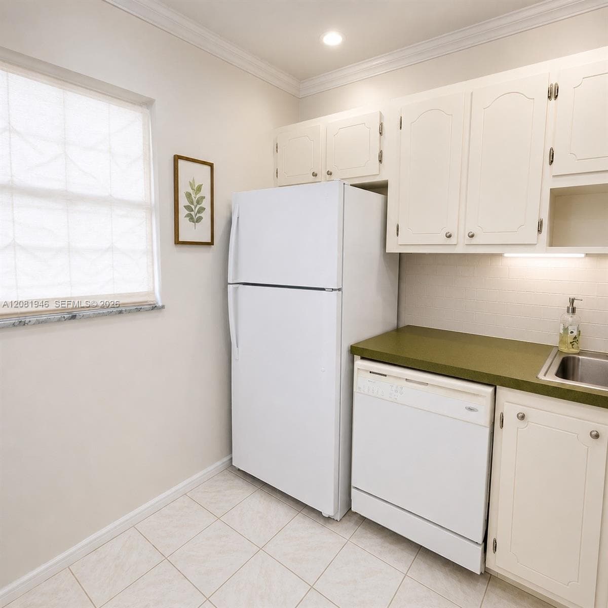 301 Cambridge Rd # 306, Hollywood, FL 33024 photo 3