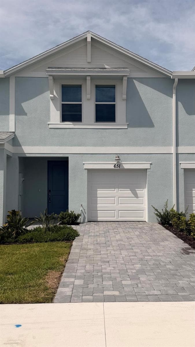 651 SALISBURY Circle, Fort Pierce, FL 34982 photo 3