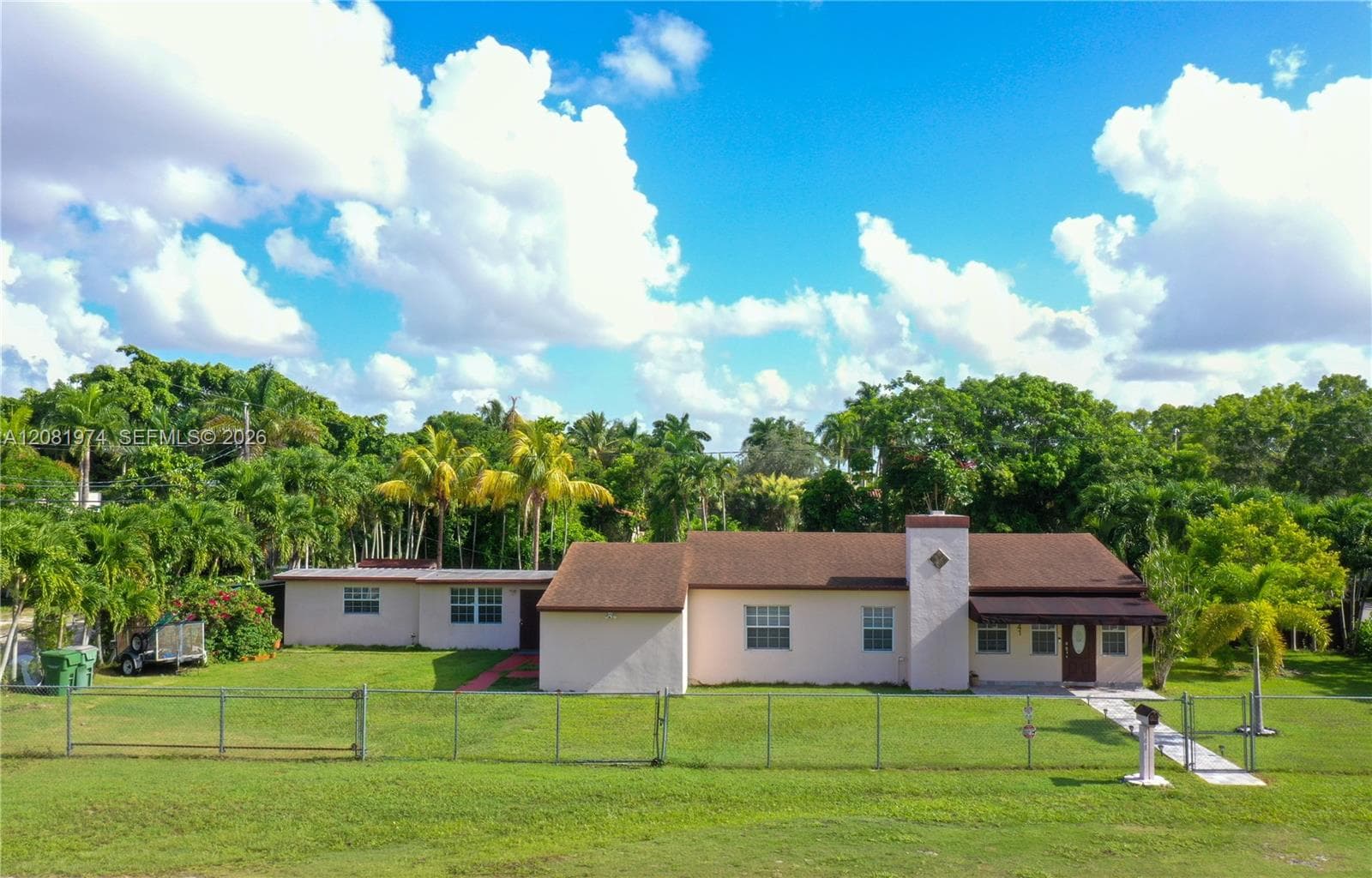 141 NE 14th St, Homestead, FL 33030 photo 2