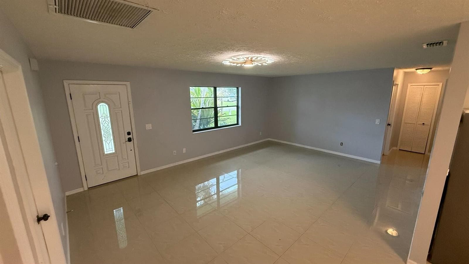 1832 SE MANTH Lane, Port St. Lucie, FL 34983 photo 2