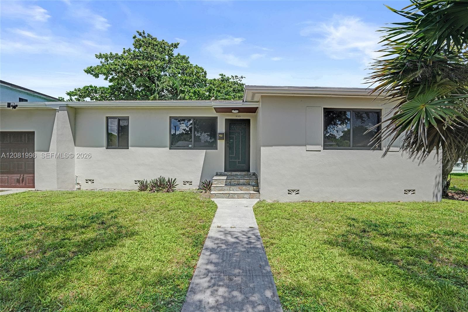 555 NW 124th St, North Miami, FL 33168 photo 2