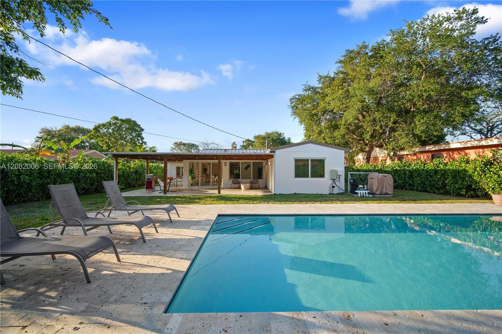 1360 NE 138th St, North Miami, FL 33161 photo 2