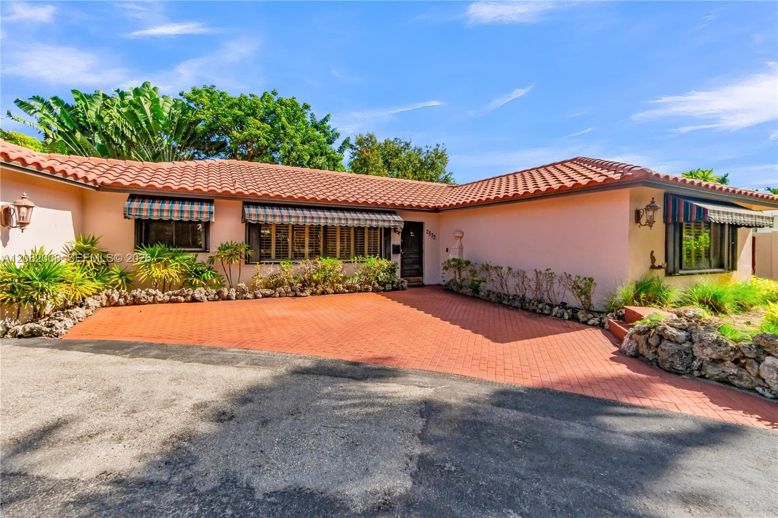 2533 NE 35th Dr, Fort Lauderdale, FL 33308 photo 3