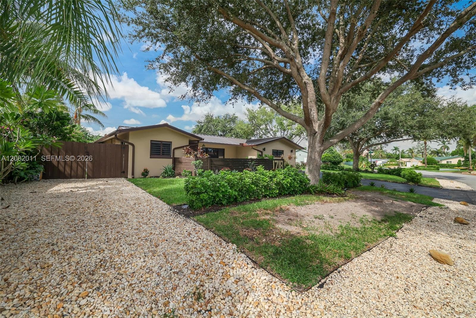 1718 NE 58th St, Fort Lauderdale, FL 33334 photo 4