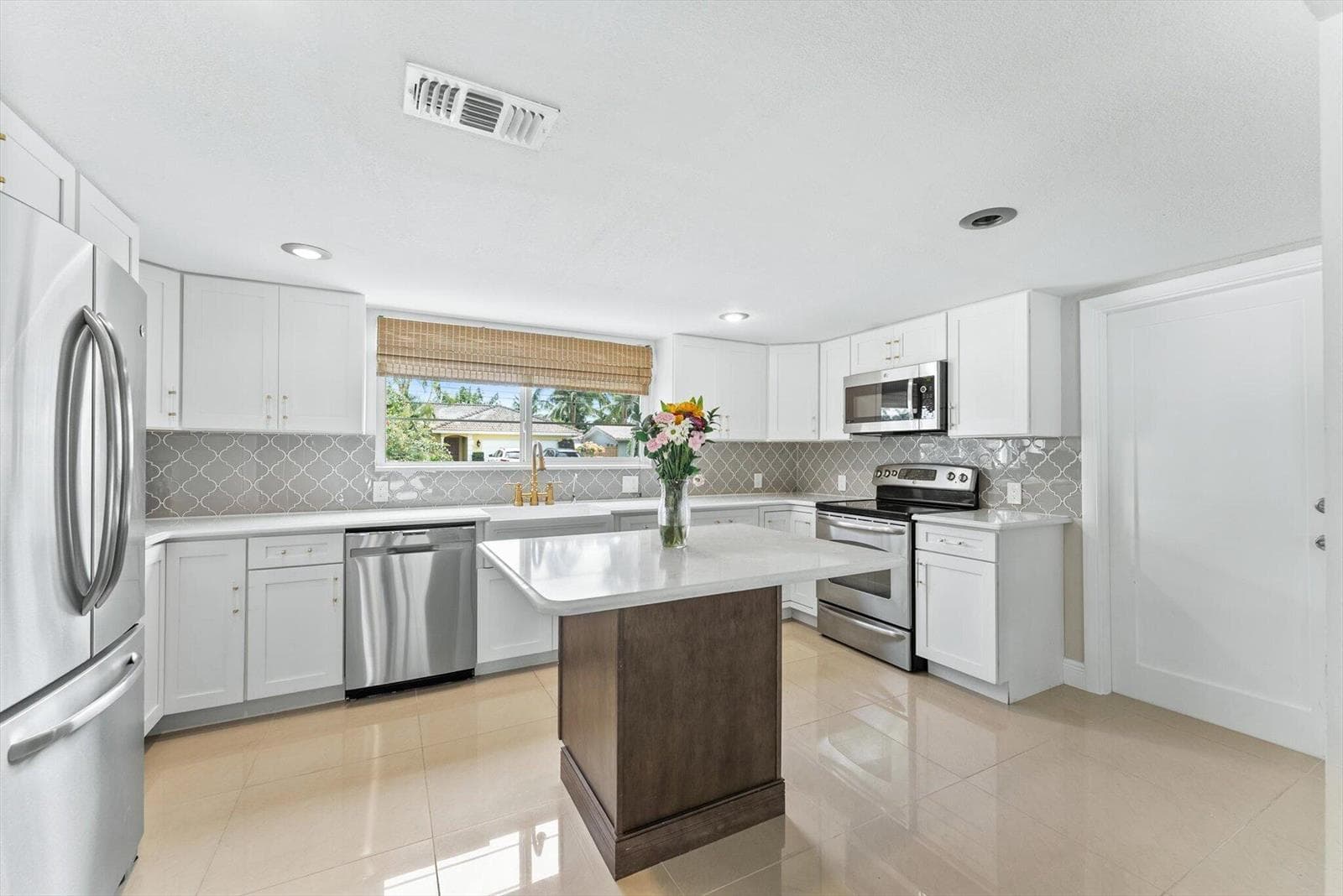 1051 NW 3rd Street, Boca Raton, FL 33486 photo 10
